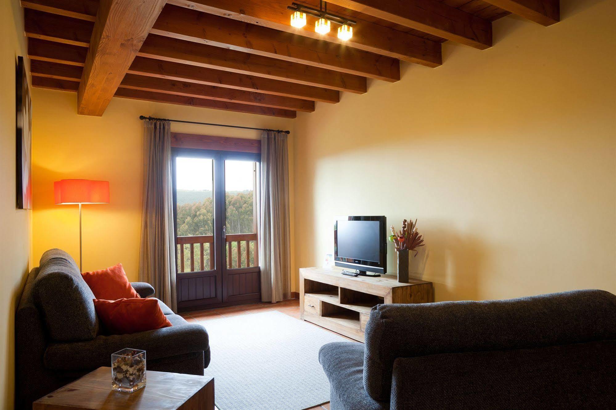 Hotel-Apartamento Rural Atxurra Bermeo Exterior foto